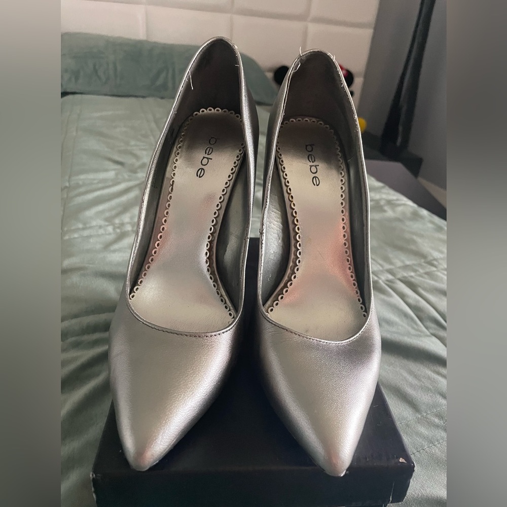 Silver Pumps size 9